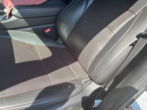 Used 2025 Honda Ridgeline Black Edition image 17