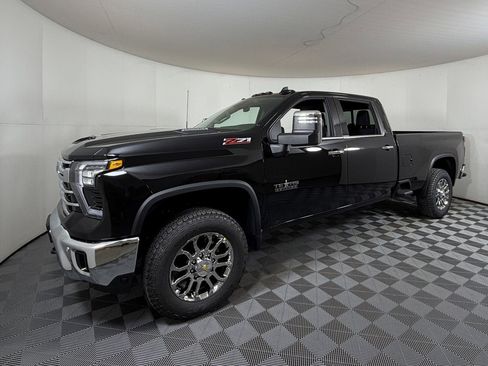 New 2026 Chevrolet Silverado 3500 LTZ w/ LTZ Texas Edition image 3