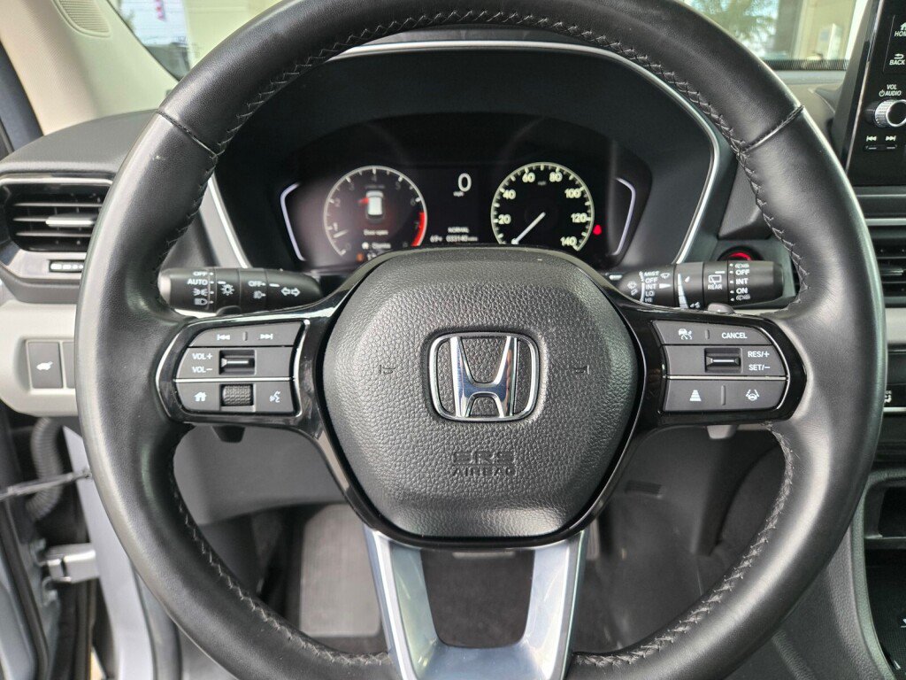 Certified 2025 Honda Pilot EX-L image 25