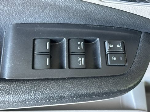 Used 2019 Honda Pilot EX image 13