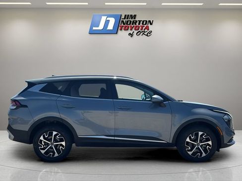 Used 2023 Kia Sportage EX AWD/4WD image 4