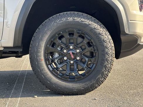 New 2026 GMC Canyon Elevation image 28