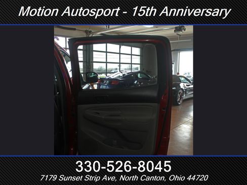 Used 2011 Toyota Tacoma 4x4 Double Cab w/ TRD Sport Pkg image 35