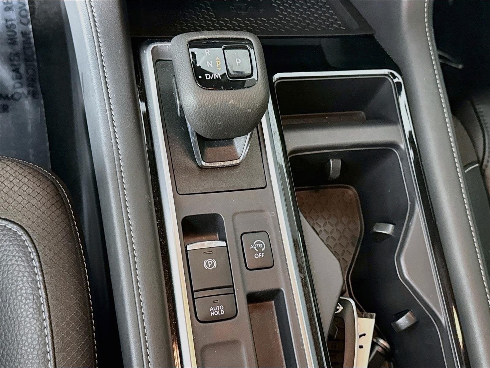 Used 2024 Nissan Pathfinder SL w/ SL Premium Package FWD image 19