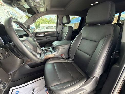 Used 2024 Chevrolet Silverado 1500 RST AWD/4WD image 19