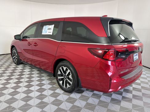New 2026 Honda Odyssey EX-L image 3