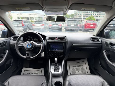 Used 2014 Volkswagen Jetta SE FWD image 11