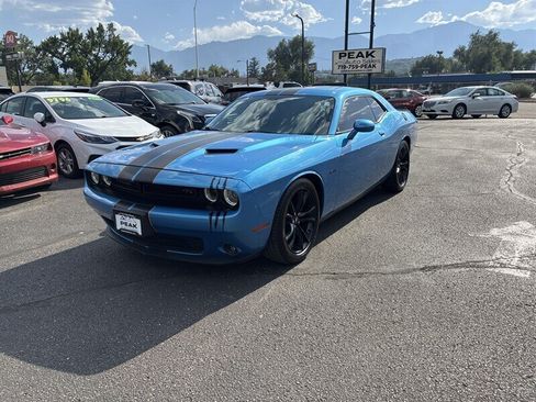 Used 2018 Dodge Challenger R/T w/ Blacktop Package RWD image 3