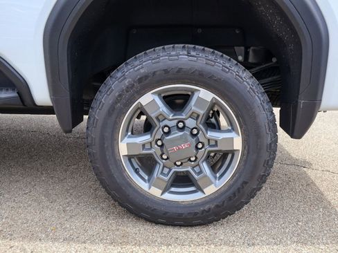 New 2026 GMC Sierra 2500 SLT w/ SLT Premium Package image 34