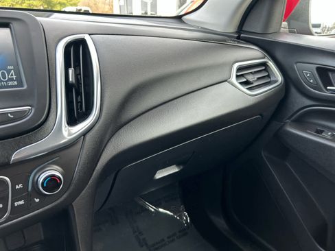 Used 2018 Chevrolet Equinox LT image 21