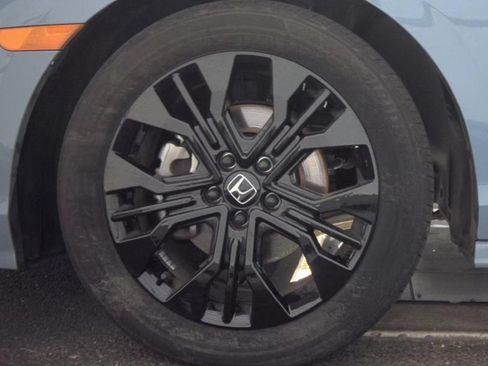 Used 2025 Honda Odyssey Sport-L image 13