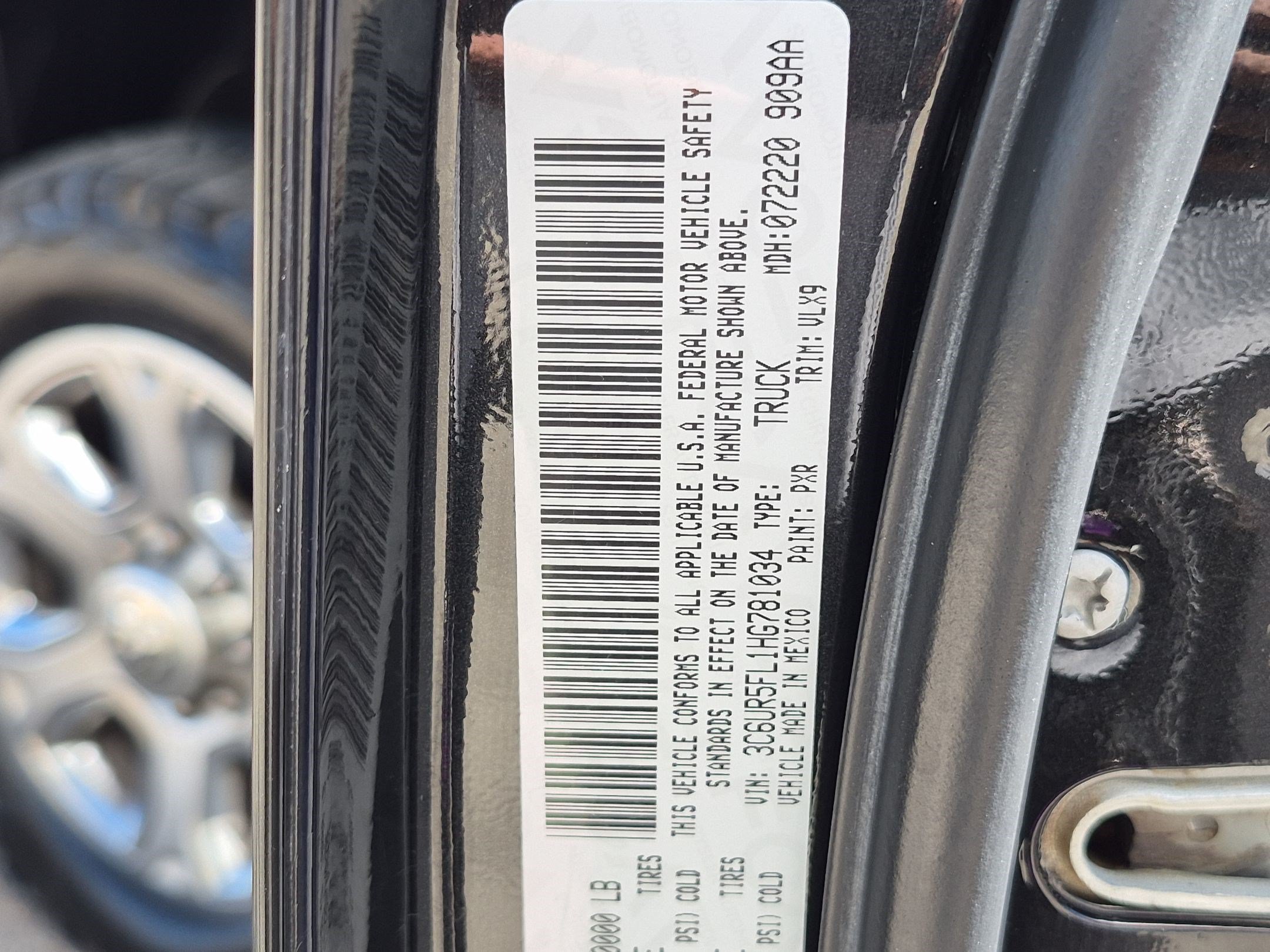 Used 2017 RAM 2500 Laramie AWD/4WD image 35