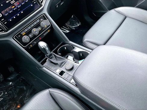 Used 2019 Volkswagen Atlas SEL image 12