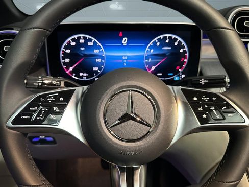 Used 2026 Mercedes-Benz GLC 300 4MATIC image 17