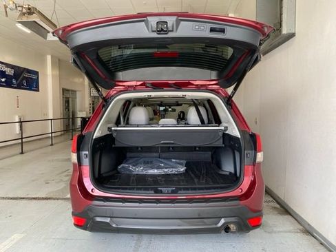 Certified 2023 Subaru Forester Premium AWD/4WD image 7