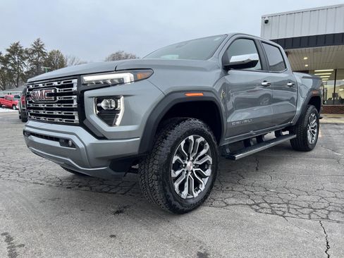 New 2026 GMC Canyon Denali image 11