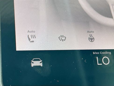 Used 2023 Tesla Model 3 Standard Range RWD image 35