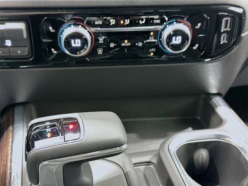 New 2026 GMC Sierra 1500 Elevation w/ Preferred Package image 16