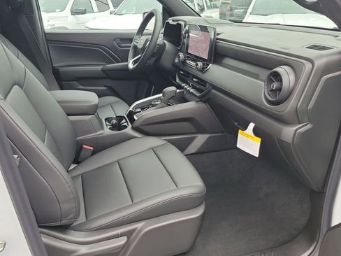 New 2026 Chevrolet Colorado Trail Boss AWD/4WD image 16