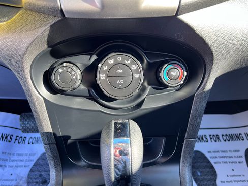 Used 2011 Ford Fiesta SE w/ 201A Rapid Spec Order Code image 13