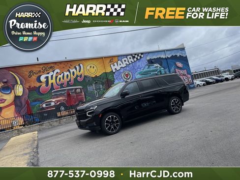 Used 2024 Chevrolet Suburban RST w/ Luxury Package AWD/4WD image 1