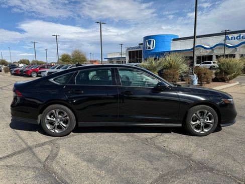 Used 2023 Honda Accord EX image 4