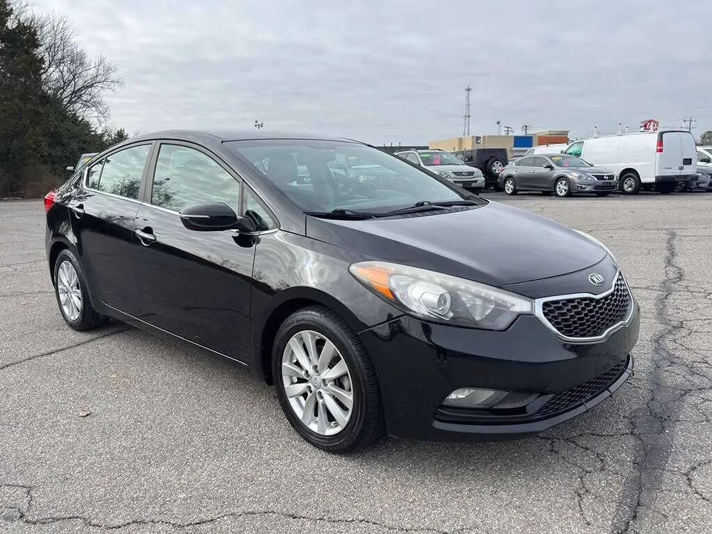 Used 2015 Kia Forte EX FWD image 3