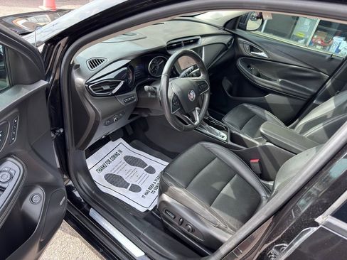 Used 2021 Buick Encore GX Essence w/ Advanced Technology Package FWD image 15
