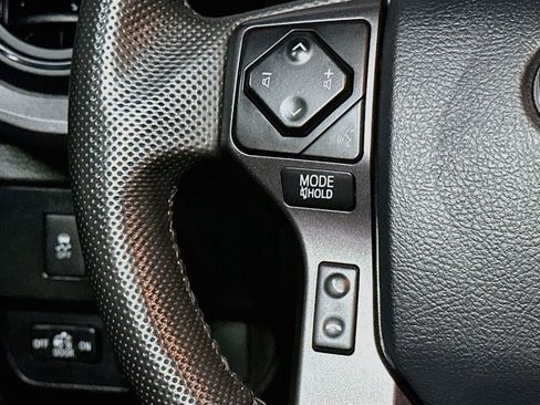 Certified 2023 Toyota Tacoma TRD Sport AWD/4WD image 32