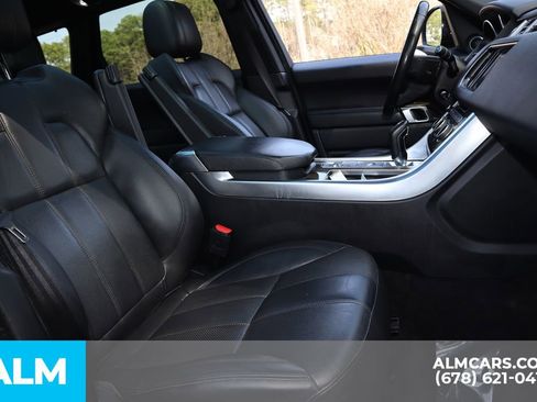 Used 2016 Land Rover Range Rover Sport SE image 28