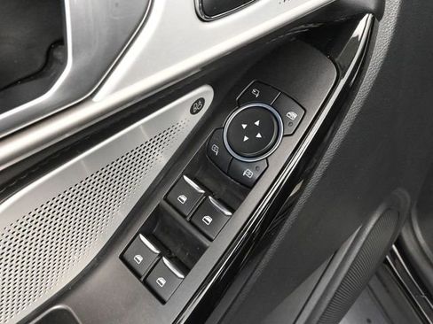 Used 2023 Ford Explorer Platinum w/ Technology Package image 20