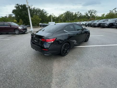 Used 2025 Nissan Sentra SR w/ Midnight Edition FWD image 8