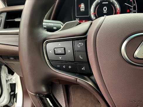 Used 2021 Lexus ES 250 w/ Luxury Package image 20