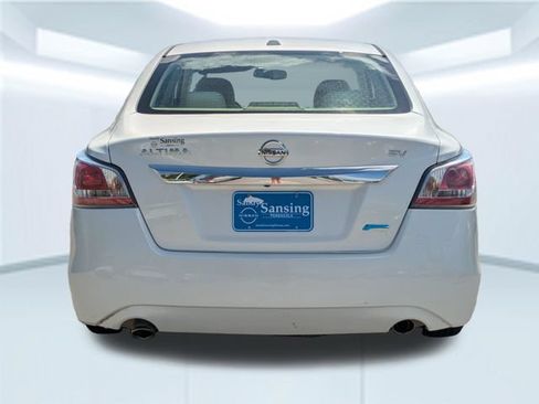 Used 2014 Nissan Altima 2.5 SV FWD image 5