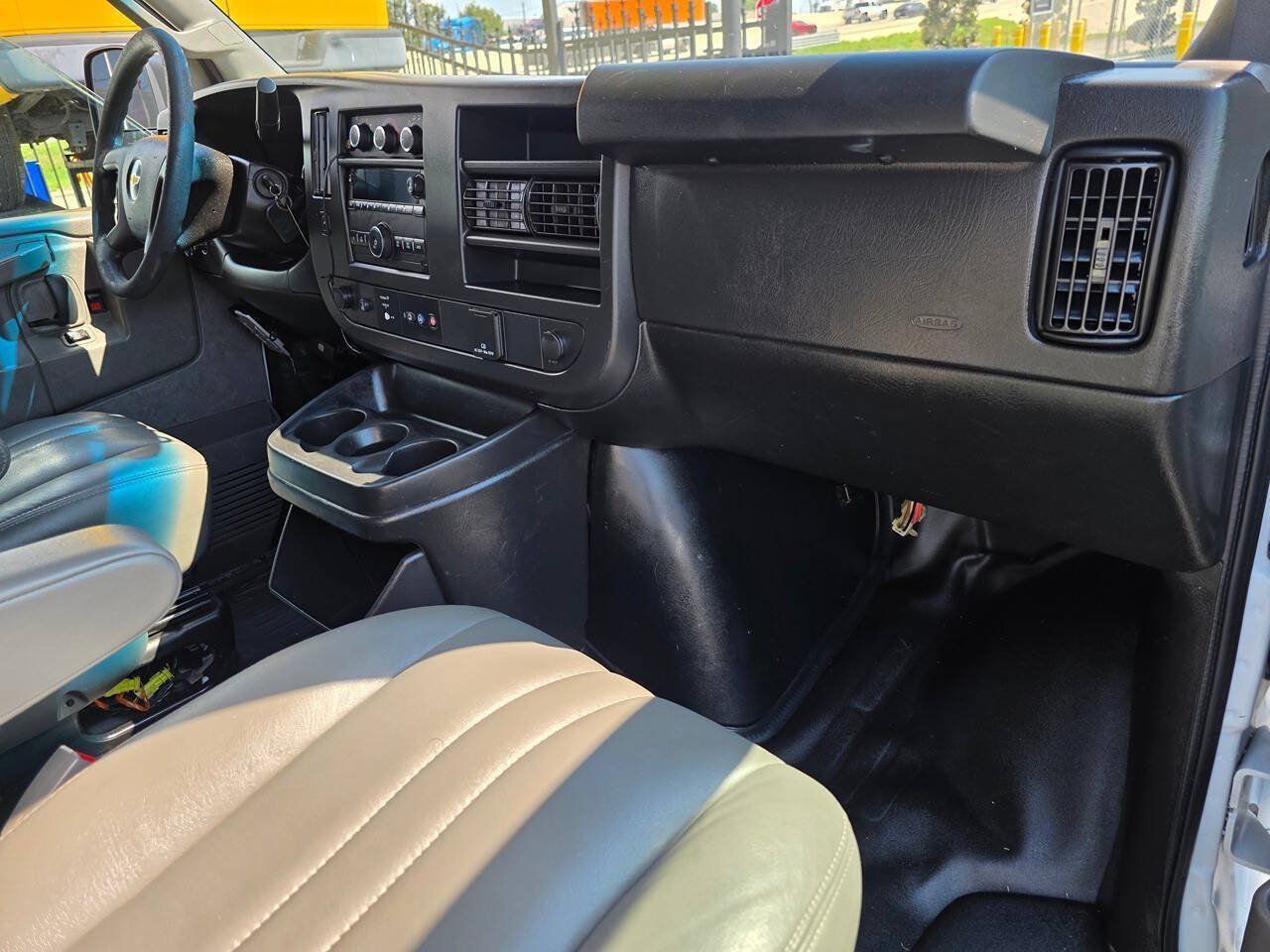 Used 2020 Chevrolet Express 2500 Extended w/ Driver Convenience Package RWD image 19