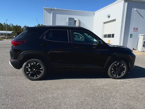 Used 2023 Chevrolet TrailBlazer LT w/ Convenience Package image 9