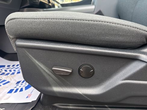 New 2026 Ford F250 XLT w/ XLT Premium Package image 16