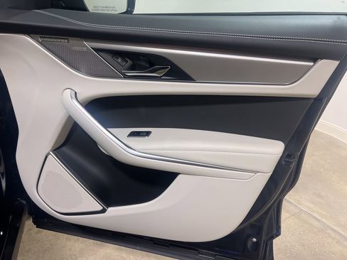 New 2026 Jaguar F-PACE R-Dynamic S image 23