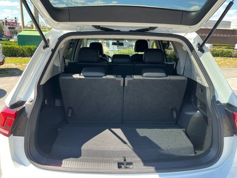 Used 2019 Volkswagen Tiguan SE FWD image 26