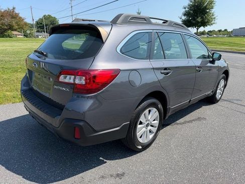 Used 2019 Subaru Outback 2.5i AWD/4WD image 8