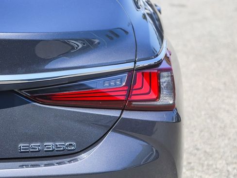 Used 2025 Lexus ES 350 FWD image 7