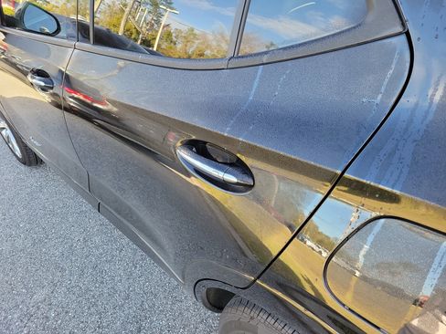 Used 2025 Buick Encore GX Avenir w/ Avenir Technology Package image 27