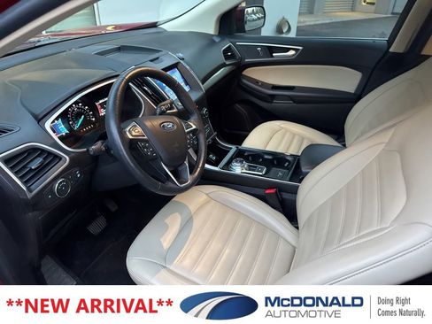 Used 2020 Ford Edge SEL w/ Convenience Package AWD/4WD image 8