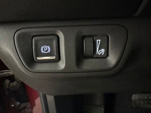 Used 2018 GMC Acadia SLE FWD image 20