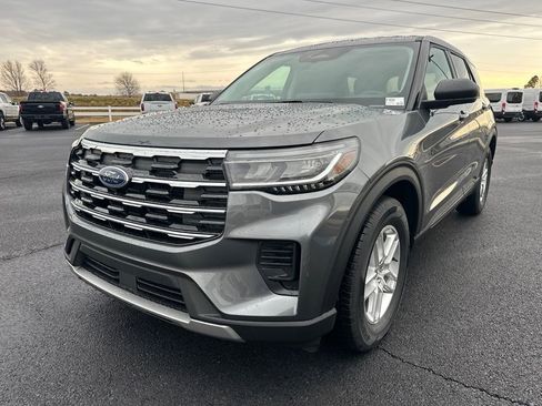New 2026 Ford Explorer Active image 29