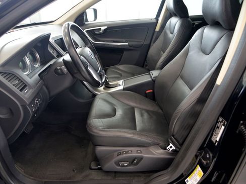 Used 2013 Volvo XC60 T6 AWD/4WD image 15