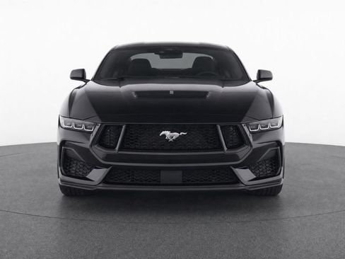 Used 2025 Ford Mustang GT RWD image 5