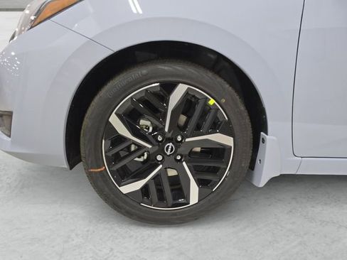 New 2025 Nissan Versa SR image 23