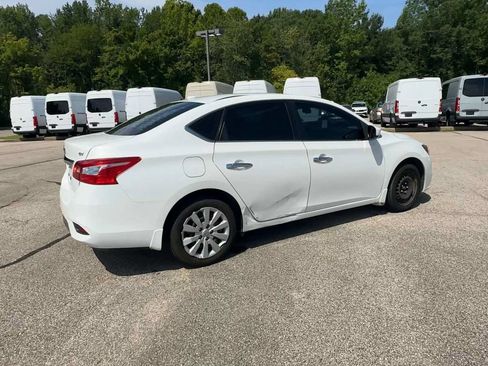 Used 2017 Nissan Sentra SV FWD image 8