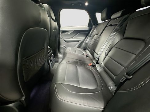 Used 2019 Jaguar F-PACE S image 27
